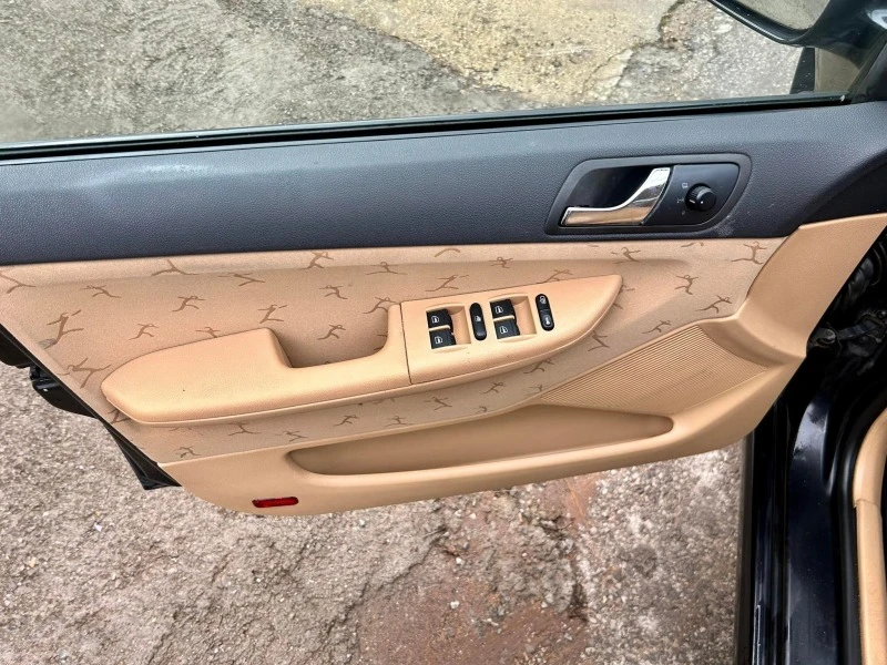 Skoda Fabia 1.9TDi 101к.с., снимка 12 - Автомобили и джипове - 52696151