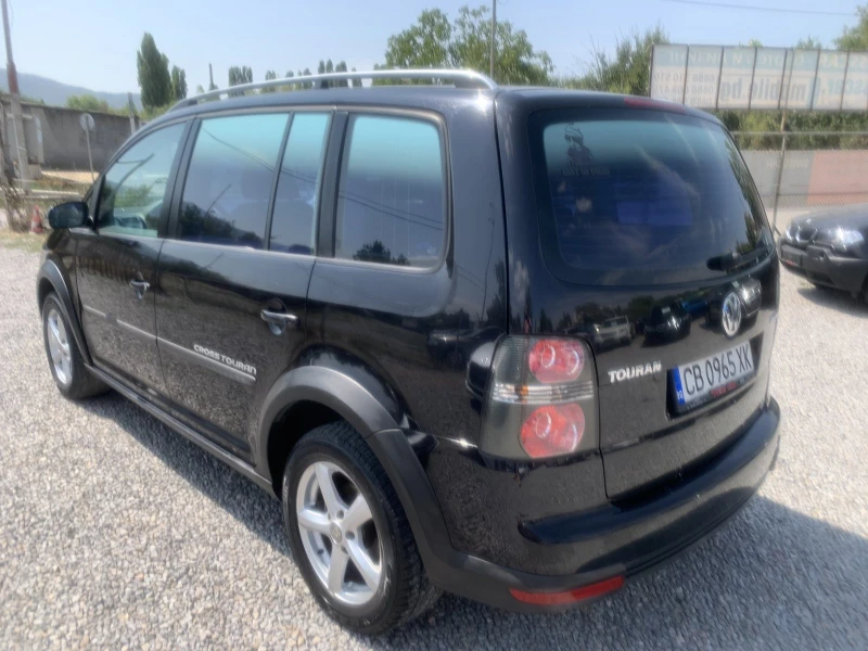 VW Touran 2.0TDI/CROSS, снимка 4 - Автомобили и джипове - 47060837