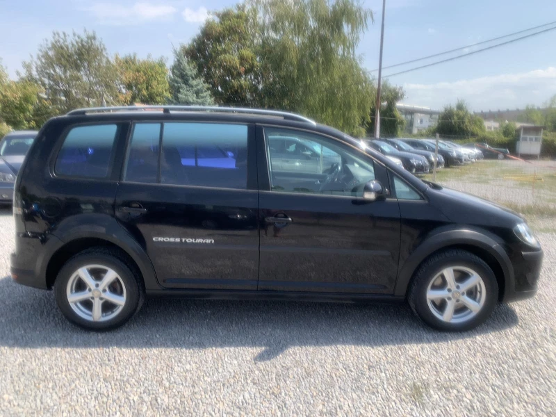 VW Touran 2.0TDI/CROSS, снимка 5 - Автомобили и джипове - 47060837