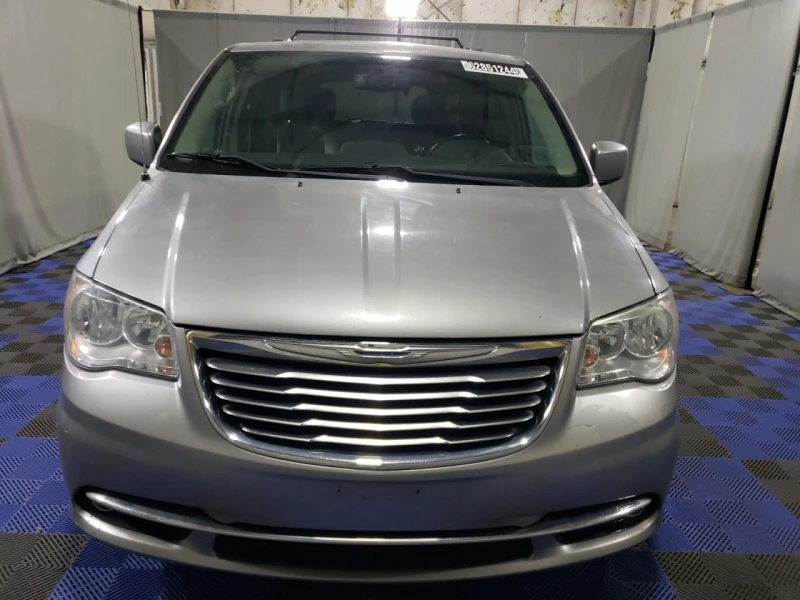 Chrysler Town and Country  TOURING, снимка 5 - Автомобили и джипове - 47359571