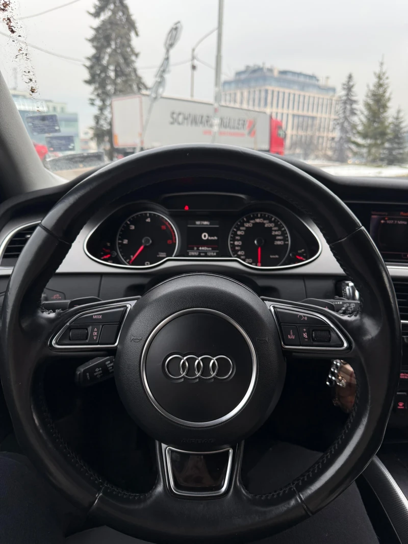 Audi A4 2.0 TDI, снимка 5 - Автомобили и джипове - 48687316