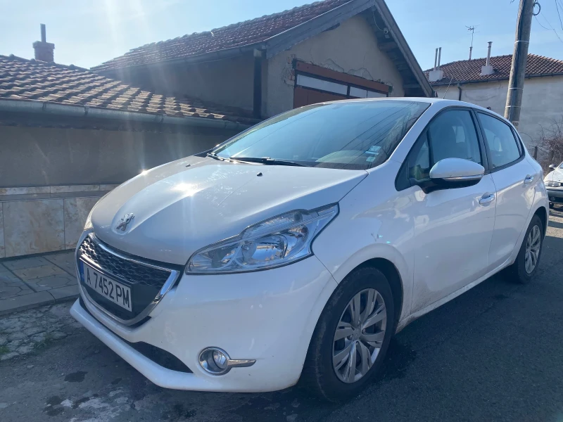 Peugeot 208, снимка 1 - Автомобили и джипове - 49394026