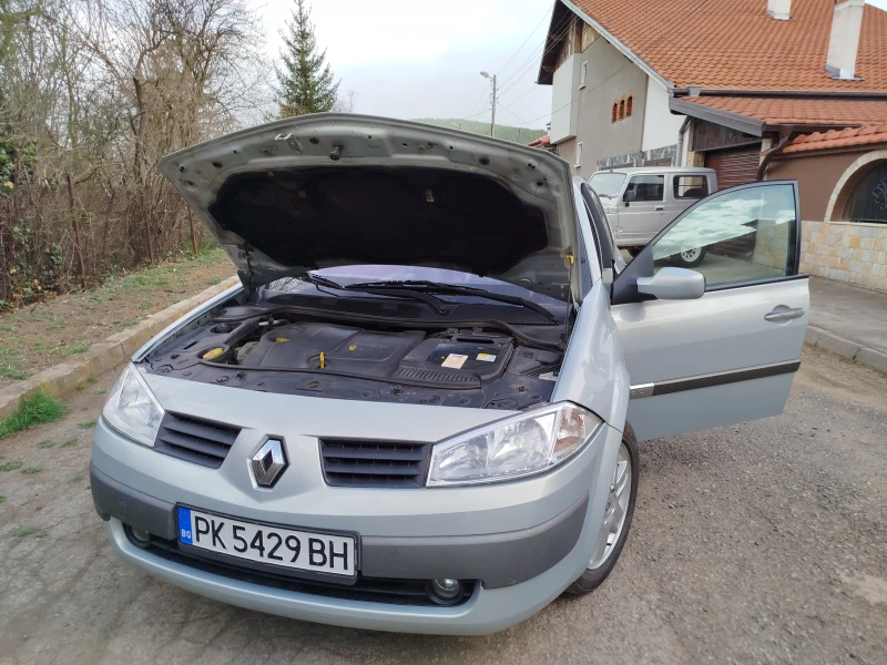 Renault Megane, снимка 15 - Автомобили и джипове - 49516499