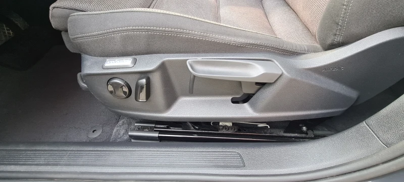 VW Passat, снимка 11 - Автомобили и джипове - 52246746