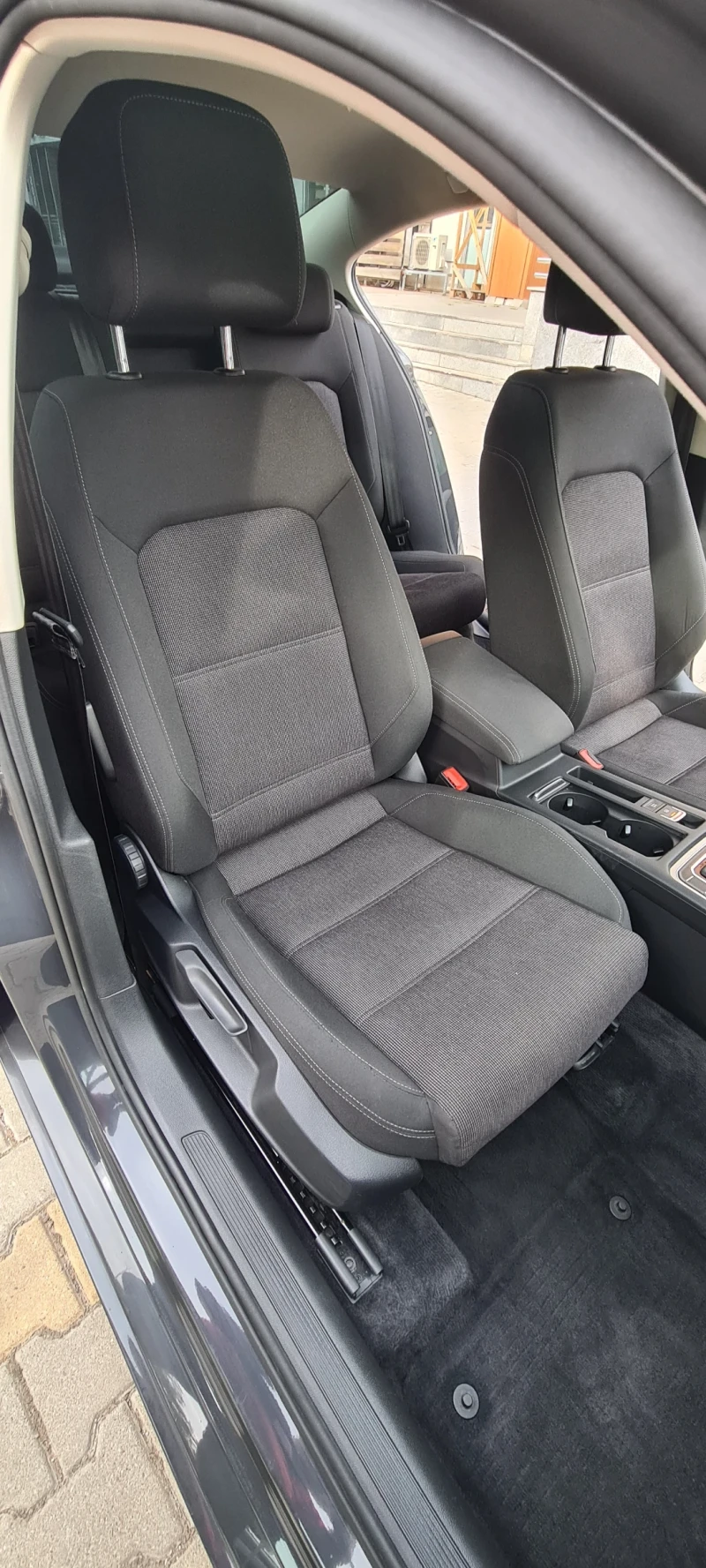 VW Passat, снимка 15 - Автомобили и джипове - 52246746