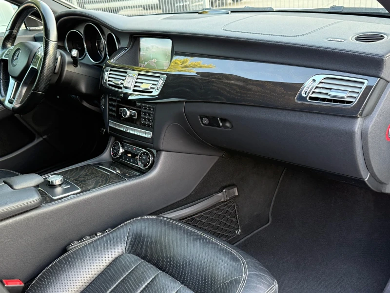 Mercedes-Benz CLS 350 AMG* 4MATIC* PODGREV* OBDUHVANE* DISTRONIK* CAMERA, снимка 8 - Автомобили и джипове - 51369856