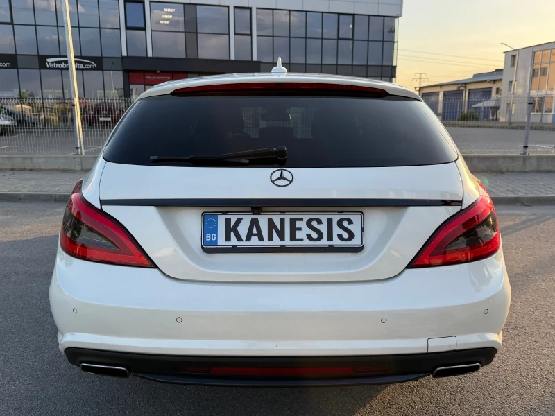 Mercedes-Benz CLS 350 AMG* 4MATIC* PODGREV* OBDUHVANE* DISTRONIK* CAMERA, снимка 5 - Автомобили и джипове - 51369856