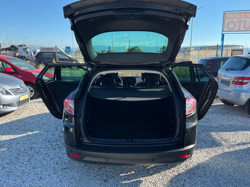 Renault Megane ЛИЗИНГ-КЛИМАТРОНИК-ТОП, снимка 9 - Автомобили и джипове - 51791432