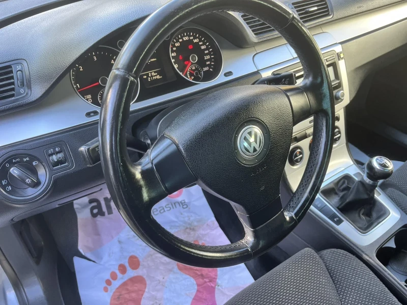 VW Passat 2.0TDi Commonrail, снимка 14 - Автомобили и джипове - 52219549