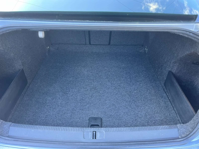 VW Passat 2.0TDi Commonrail, снимка 11 - Автомобили и джипове - 52219549
