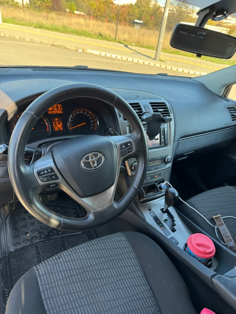 Toyota Avensis, снимка 2 - Автомобили и джипове - 52534809