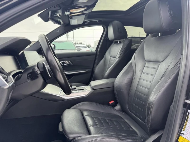 BMW 330 * 330i xDrive Sedan North America * CARFAX * ЦЕНА , снимка 10 - Автомобили и джипове - 52784612