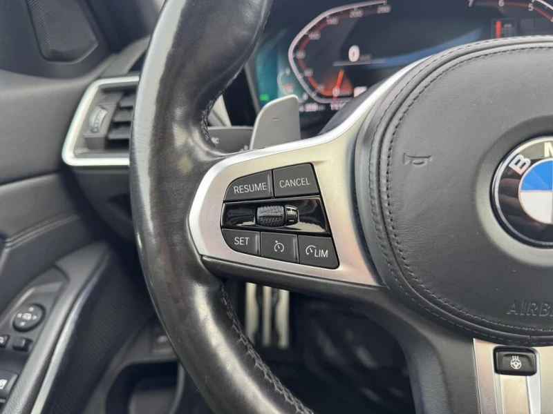 BMW 330 * 330i xDrive Sedan North America * CARFAX * ЦЕНА , снимка 15 - Автомобили и джипове - 52784612