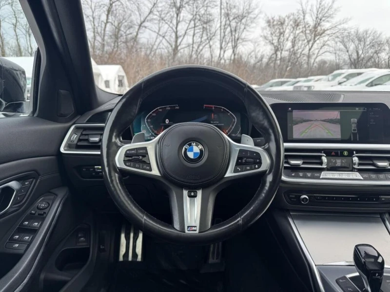 BMW 330 * 330i xDrive Sedan North America * CARFAX * ЦЕНА , снимка 14 - Автомобили и джипове - 52784612