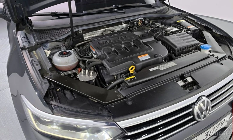 VW Passat, снимка 6 - Автомобили и джипове - 53166795