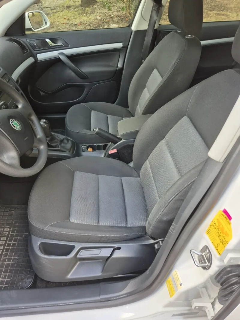 Skoda Octavia ТСI, снимка 10 - Автомобили и джипове - 53297284