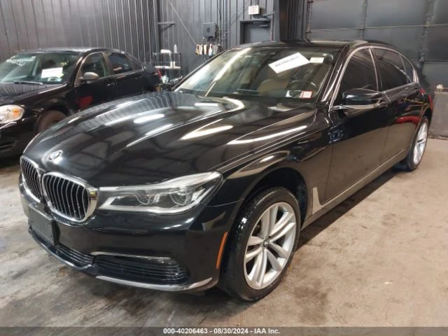 BMW 750 XDRIVE, снимка 2 - Автомобили и джипове - 47325805