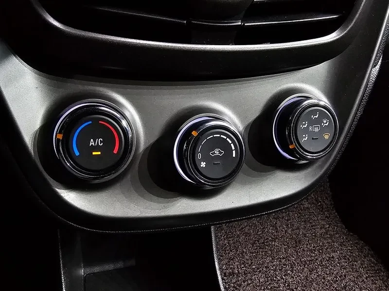 Chevrolet Spark Spark Van, снимка 16 - Автомобили и джипове - 54928823