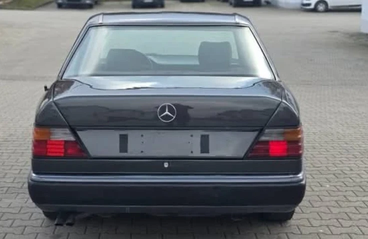 Mercedes-Benz 124 300D, снимка 3 - Автомобили и джипове - 55138071