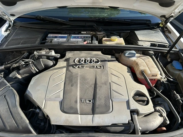 Audi A4 3.0 TDI Full S-line, снимка 11 - Автомобили и джипове - 55557121