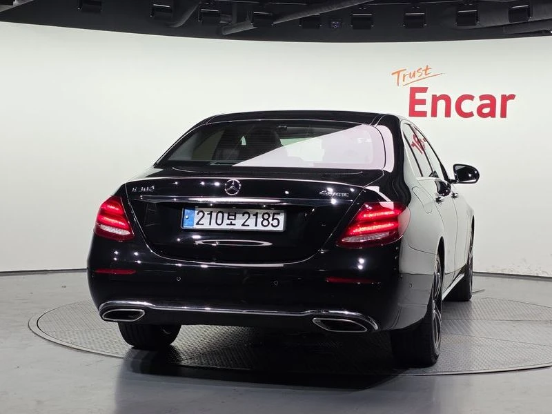 Mercedes-Benz E 300 E300 4MATIC Avnatgarde| 245�.�. | Mobile.bg � ����������� 4