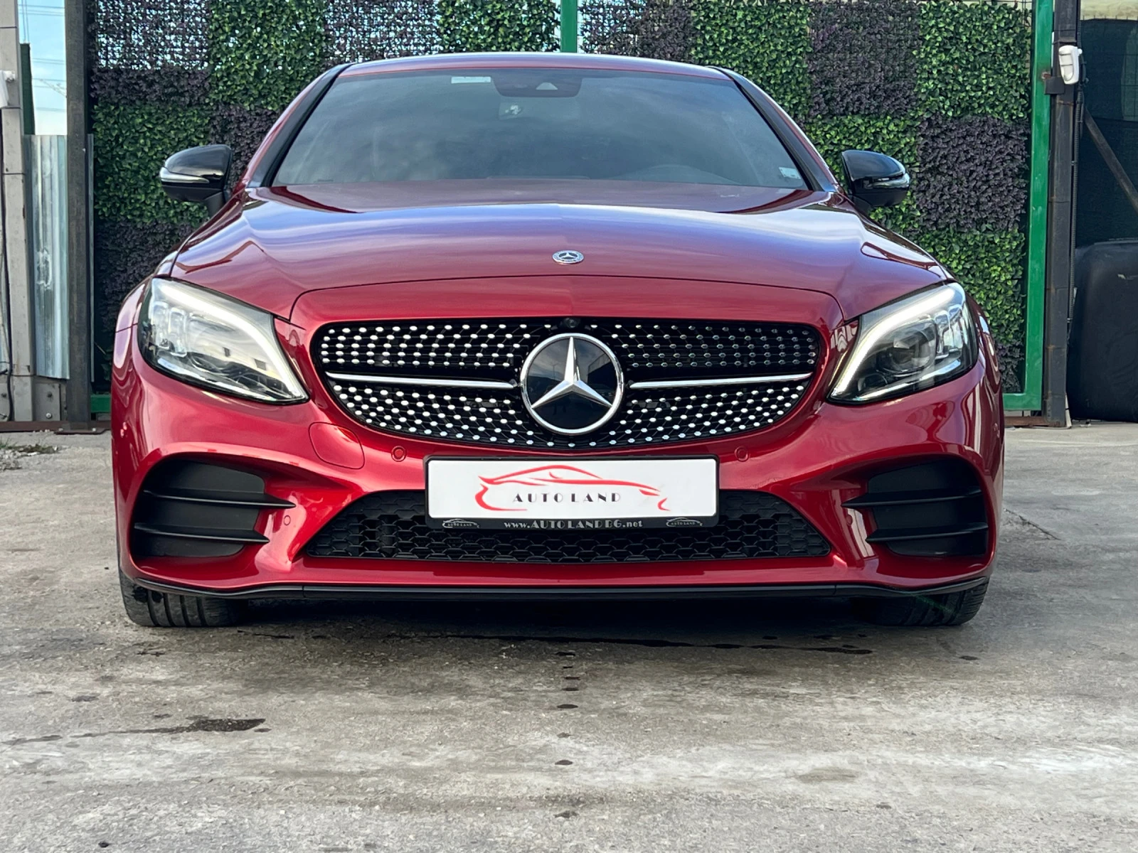 Mercedes-Benz C 300 4x4/AMG/LED/NAVI/CAM 360/BUR/СОБСТВЕН ЛИЗИНГ, снимка 1