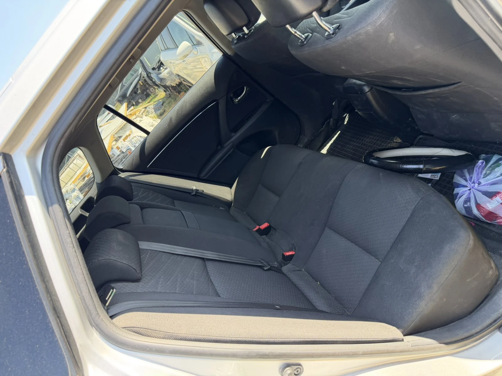 Toyota Avensis 2. 2 дизел (D-CAT, 150 к. с АВТОМАТ НА ЧАСТИ, снимка 11 - Автомобили и джипове - 52982149