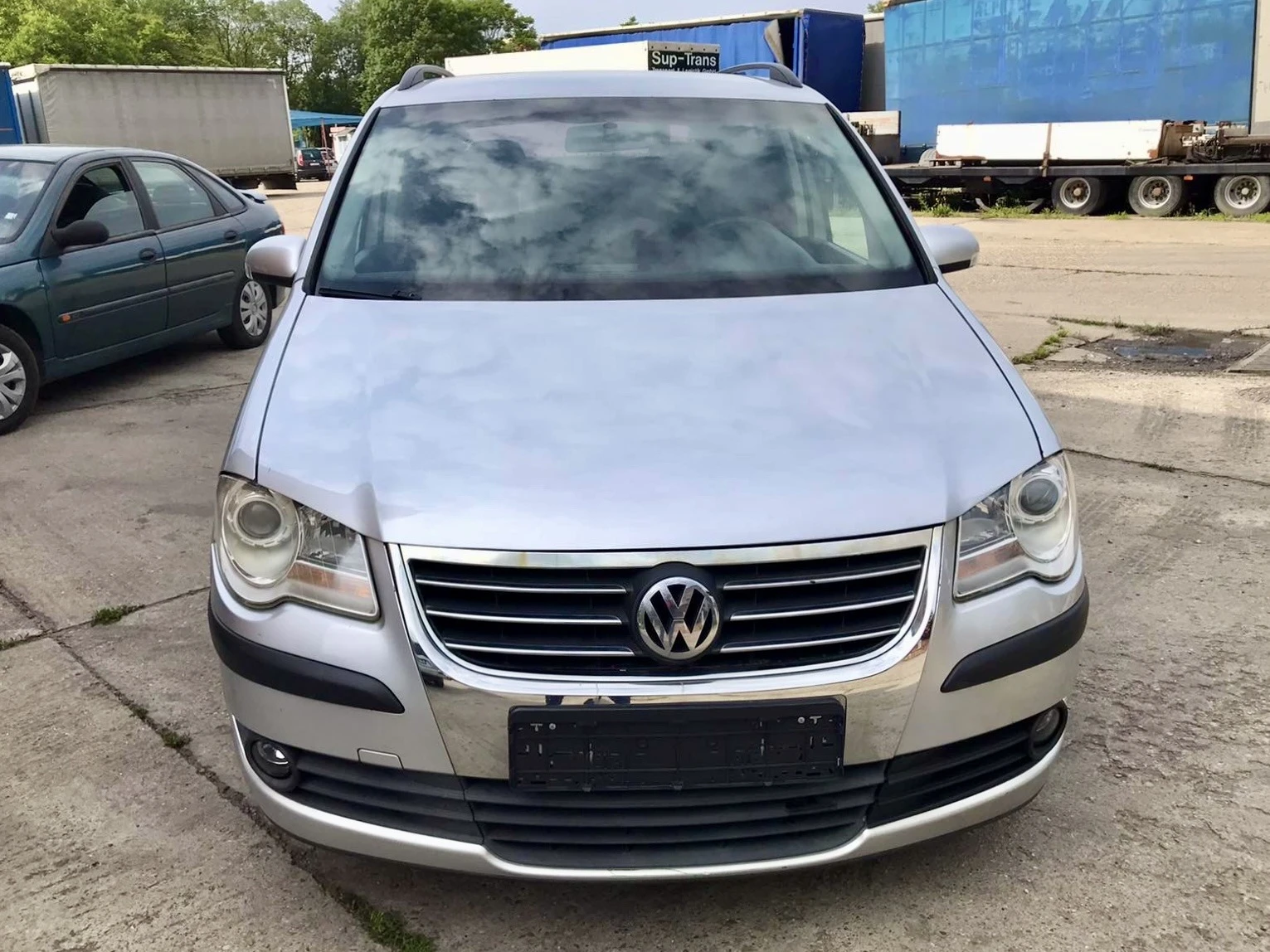 VW Touran 1.9TDI НАВИ 7 места - изображение 2