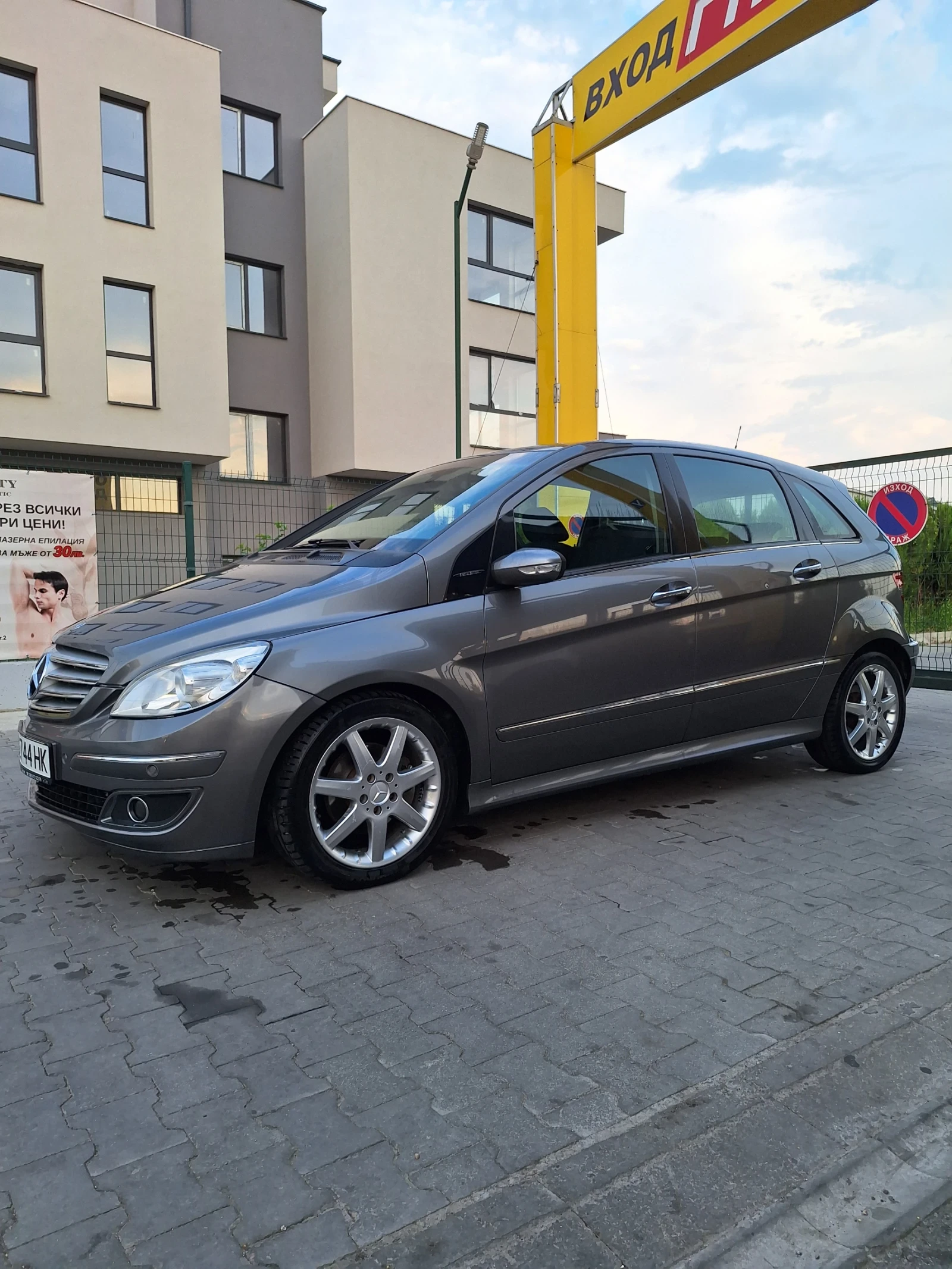 Mercedes-Benz B 200 B200CDI АВТОМАТИК - изображение 2