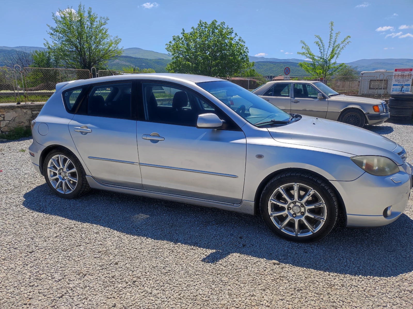 Mazda 3 Sport 2.0 - изображение 5