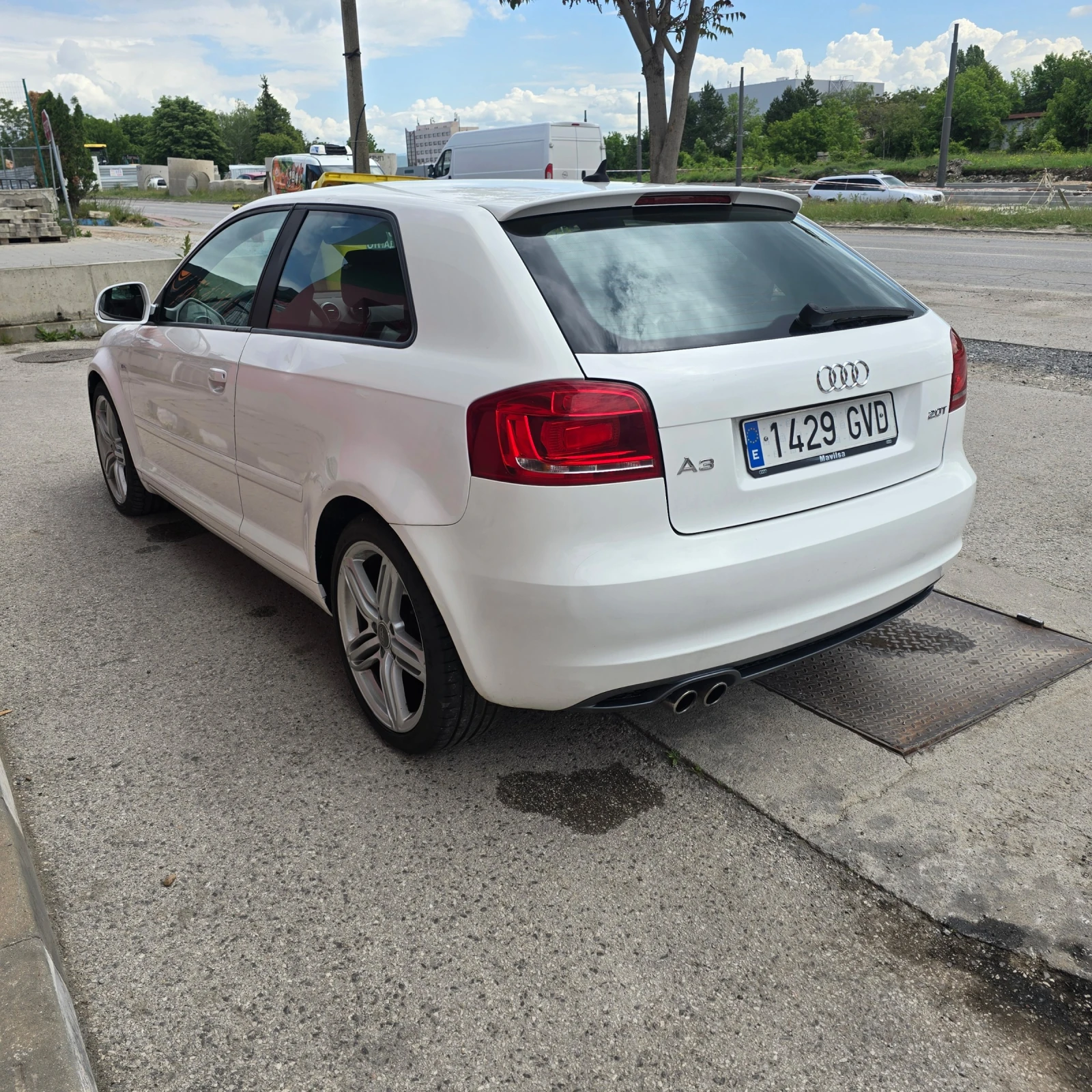 Audi A3 2.0 TFSI / S-Line - изображение 6