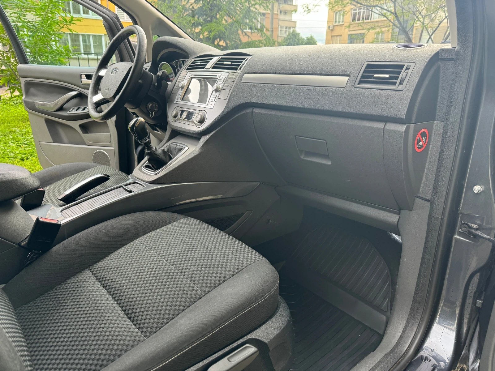 Ford C-max 1.6 TDCI - изображение 9