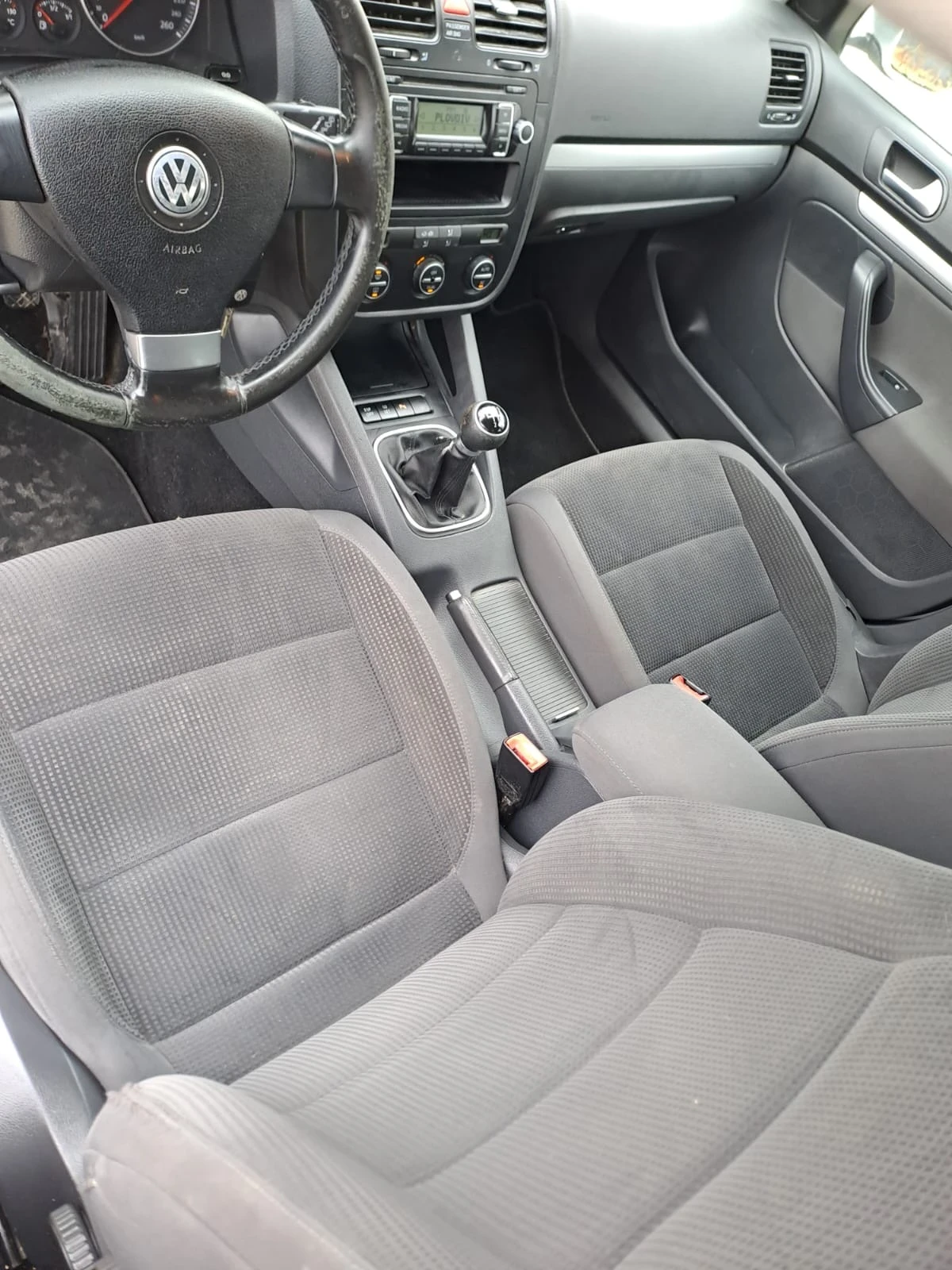 VW Golf 1.4i - изображение 9