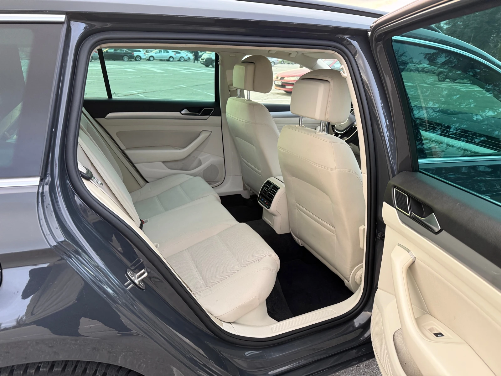 VW Passat 2.0///150p.s///Full-LED///NAVI///�����/// | Mobile.bg � ����������� 12