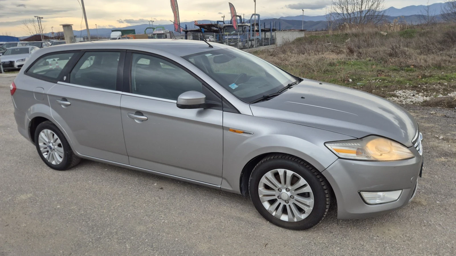 Ford Mondeo Автоматик  - изображение 3