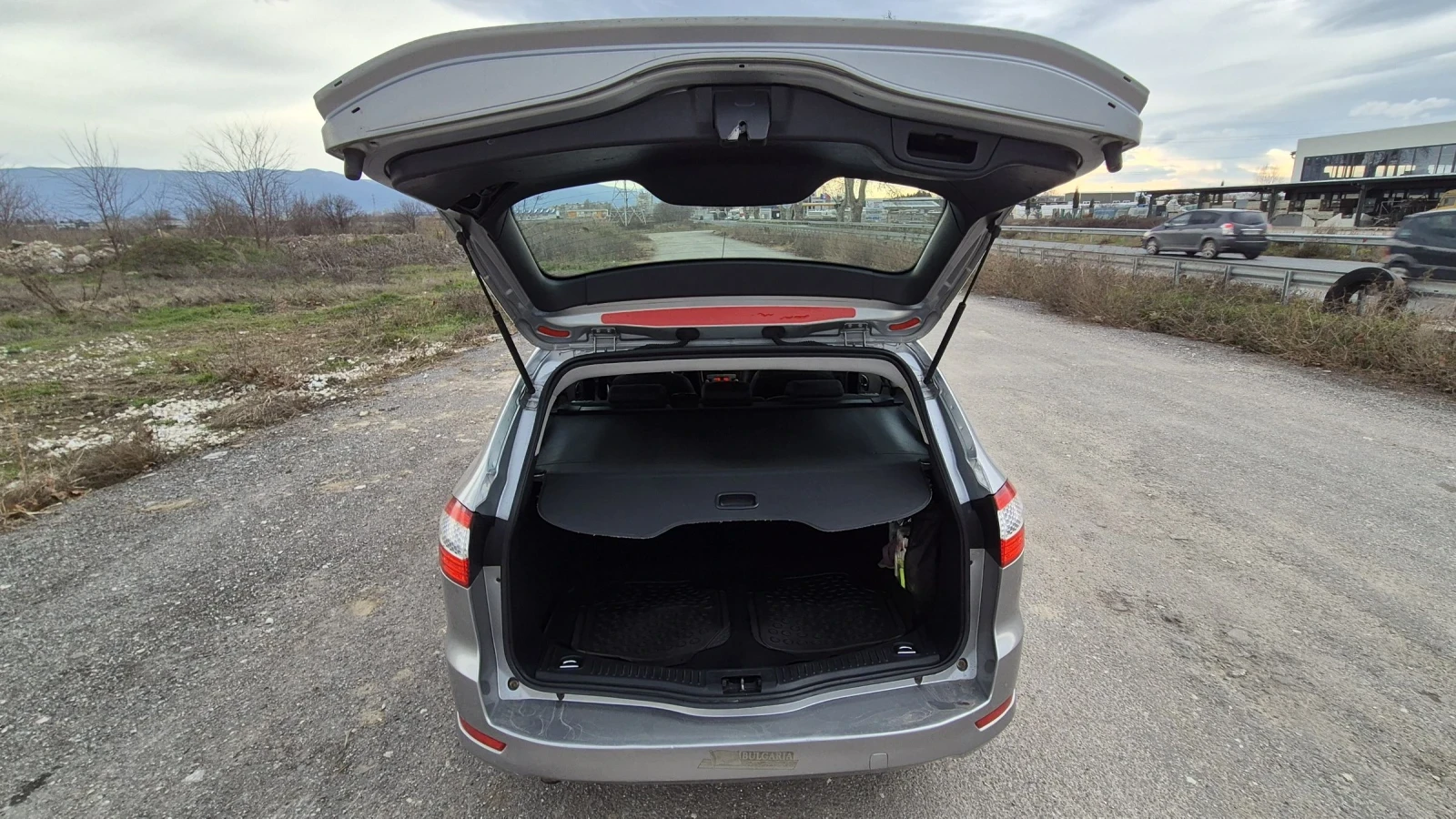 Ford Mondeo Автоматик  - изображение 7