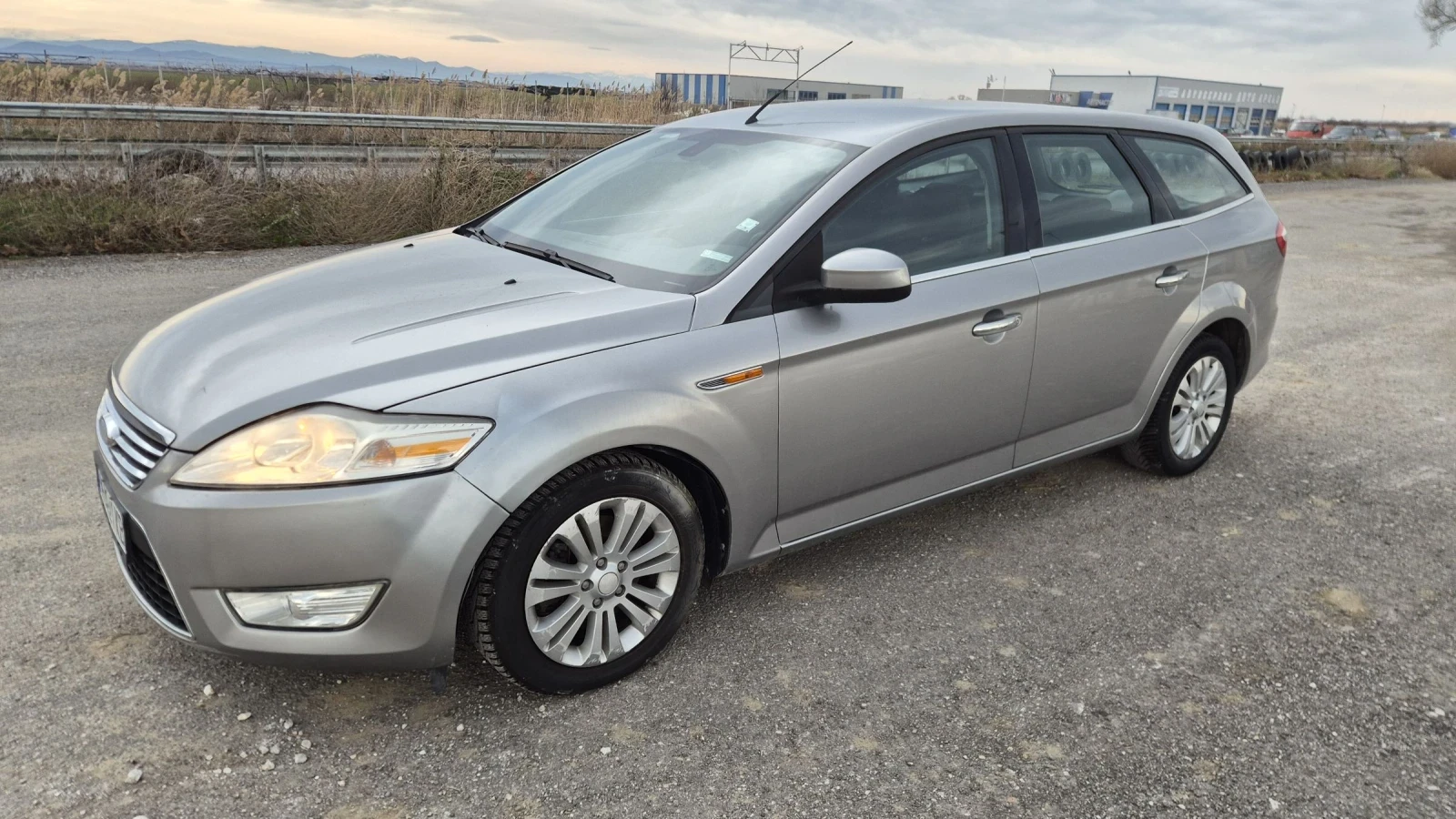 Ford Mondeo Автоматик  - изображение 2