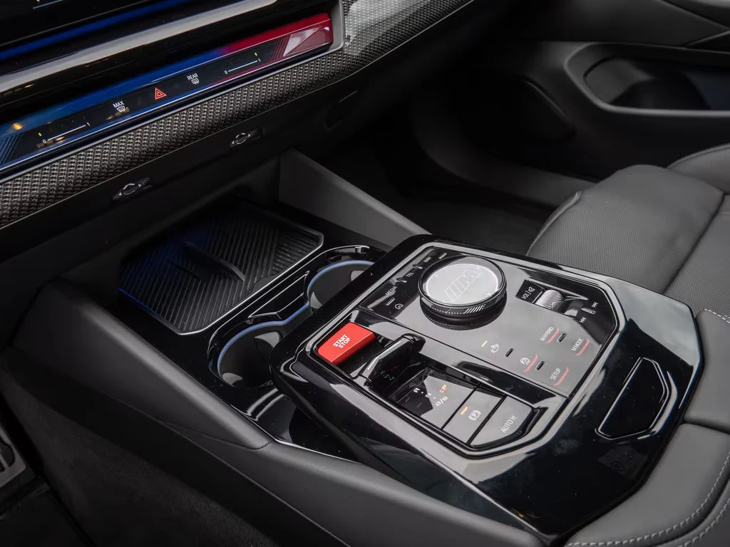 BMW M5 xDrive/727HP/CARBON/360/B&W/AHK/HUD/MEMO/711g | Mobile.bg � ����������� 11