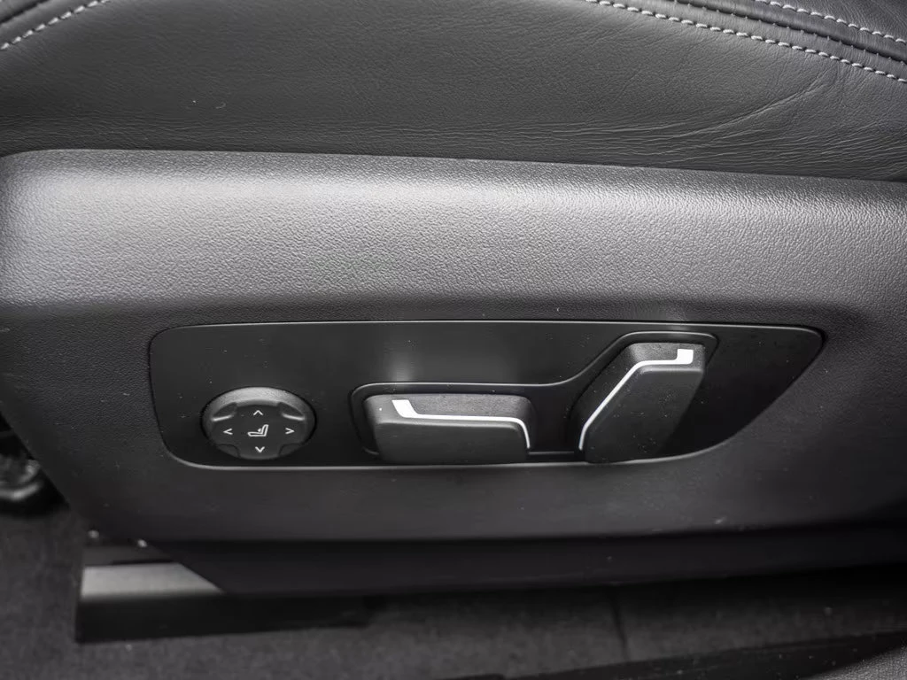 BMW M5 xDrive/727HP/CARBON/360/B&W/AHK/HUD/MEMO/711g | Mobile.bg � ����������� 13