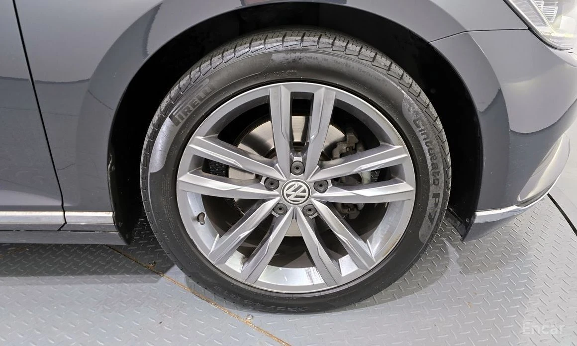 VW Passat  - изображение 5