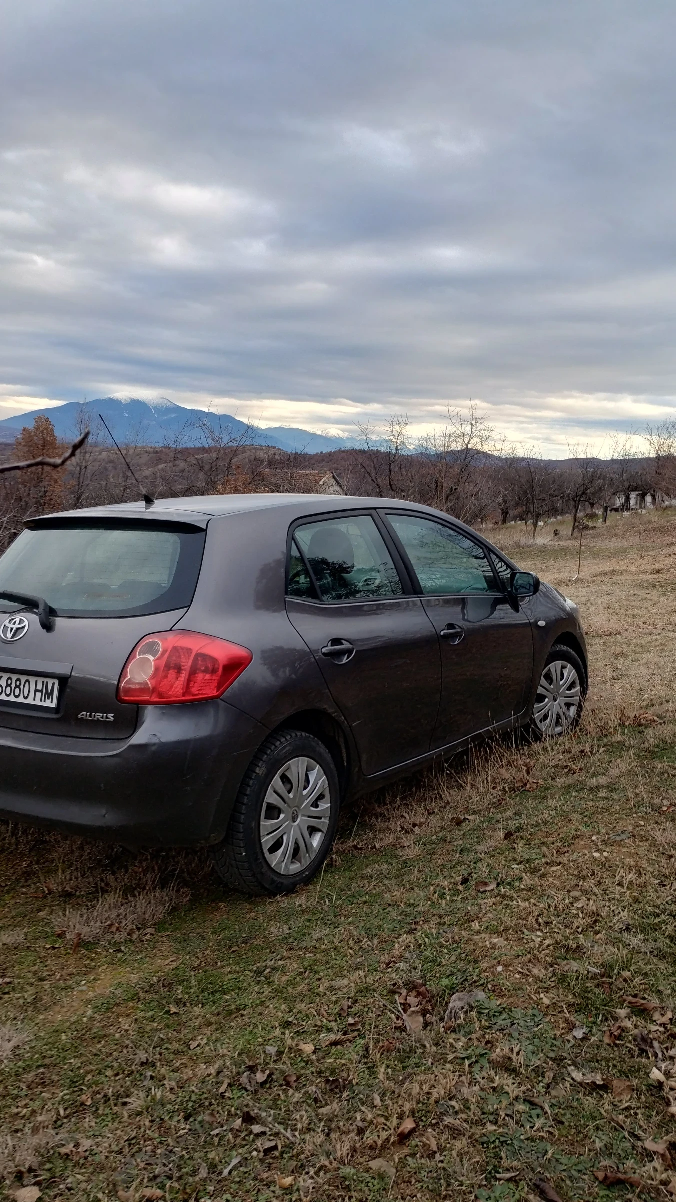 Toyota Auris 1.6 бензин  - изображение 2