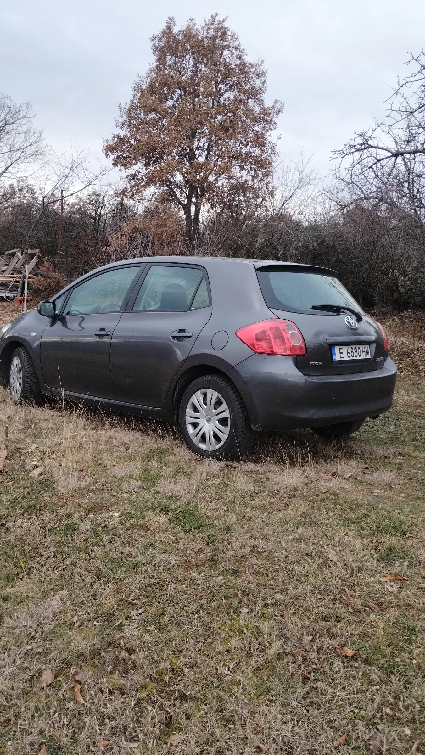 Toyota Auris 1.6 бензин  - изображение 9