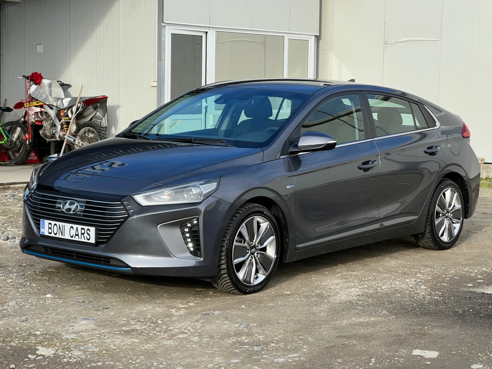 Hyundai Ioniq 1.6GDI-141�.�. HYBRID/������/����/Keyless/Infinity | Mobile.bg � ����������� 1