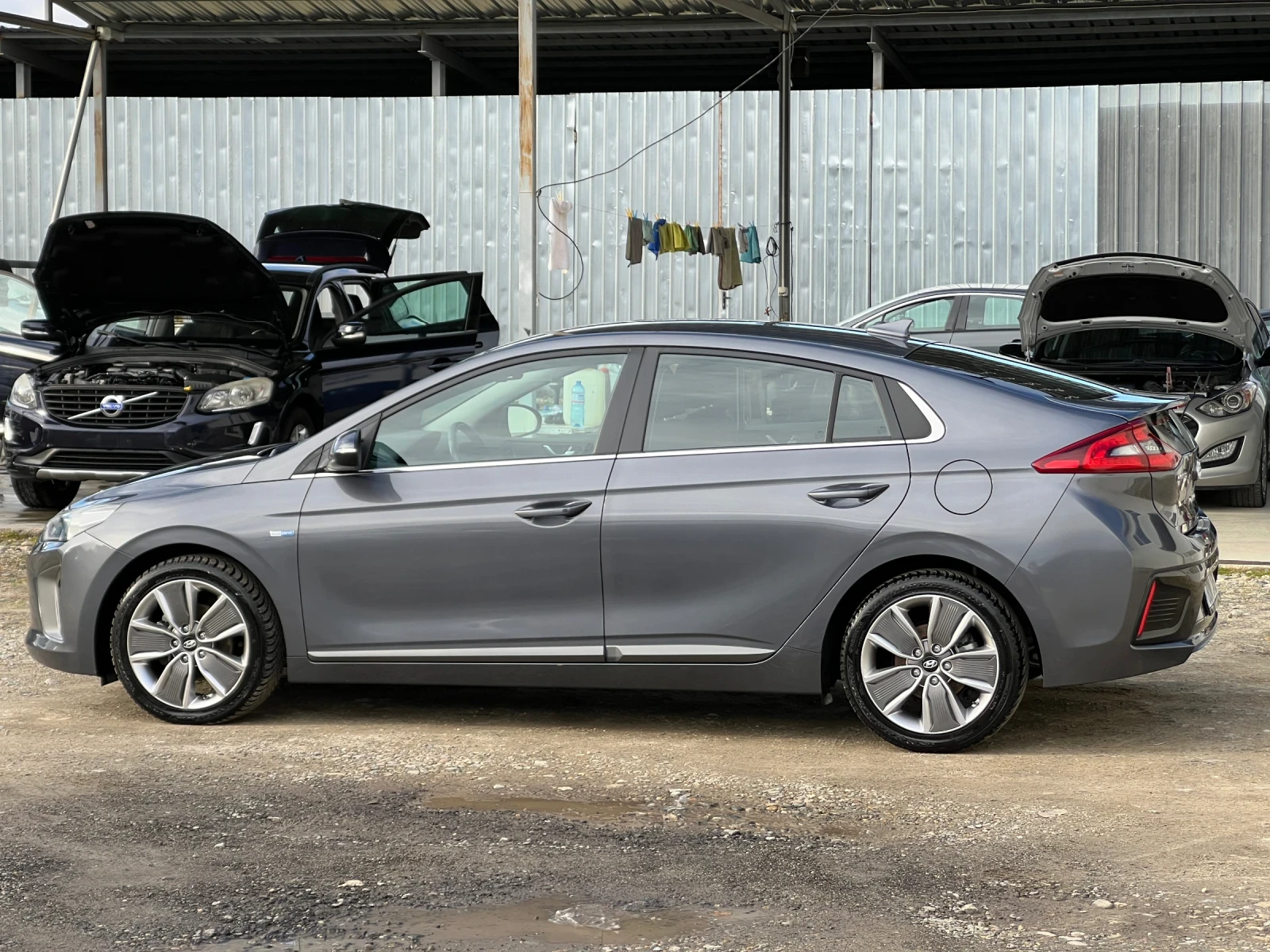 Hyundai Ioniq 1.6GDI-141к.с. HYBRID/Камера/Нави/Keyless/Infinity - изображение 8