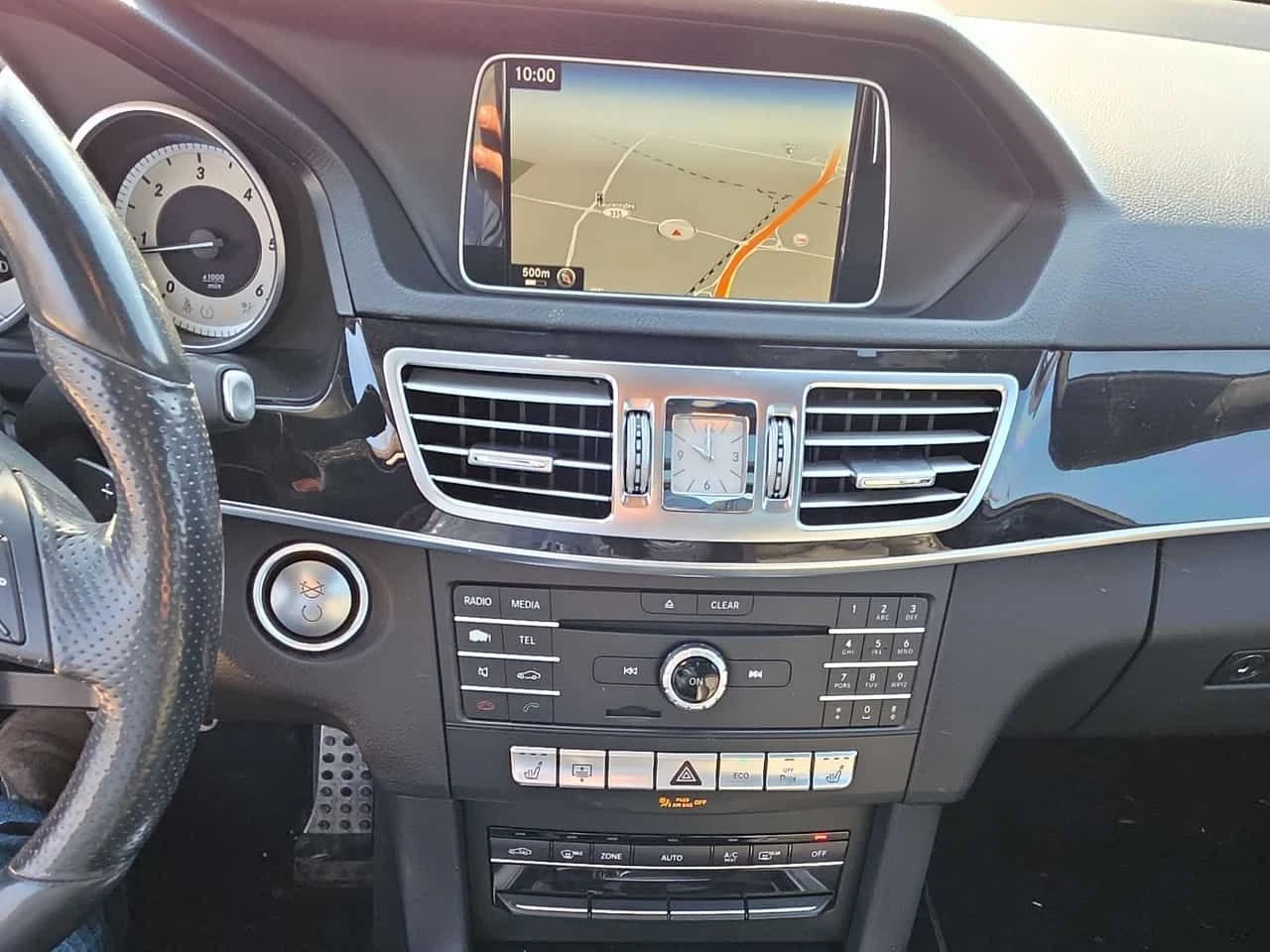 Mercedes-Benz E 250 * BlueTEC * CARFAX * КАМЕРА * ПОДГРЕВИ, снимка 9 - Автомобили и джипове - 53817138