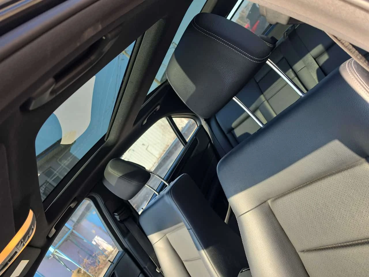 Mercedes-Benz E 250 * BlueTEC * CARFAX * КАМЕРА * ПОДГРЕВИ, снимка 16 - Автомобили и джипове - 53817138