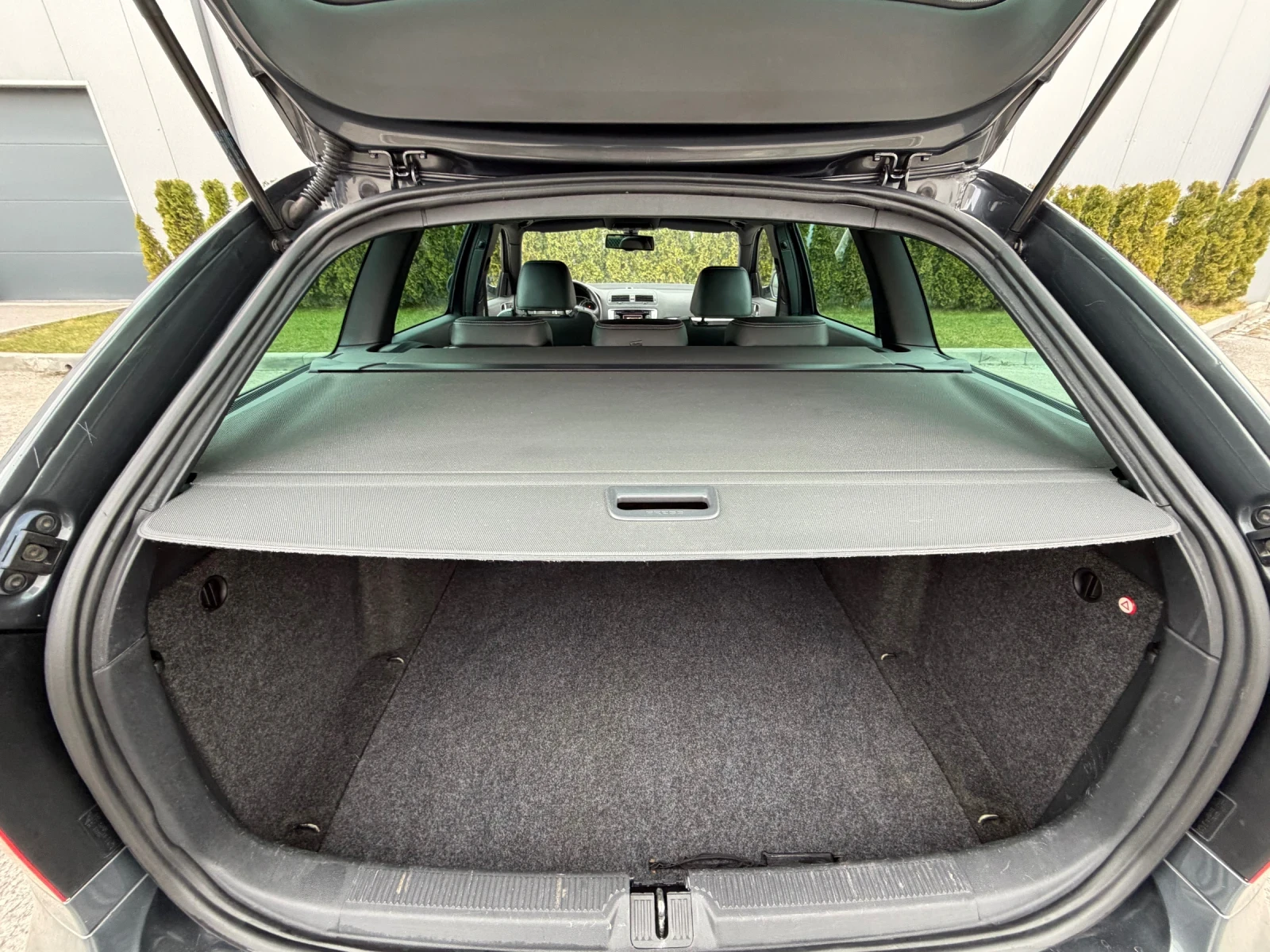 Skoda Octavia VRS | 2.0 TDI | NAVI | СЕРВИЗНА ИСТОРИЯ , снимка 14 - Автомобили и джипове - 53865579