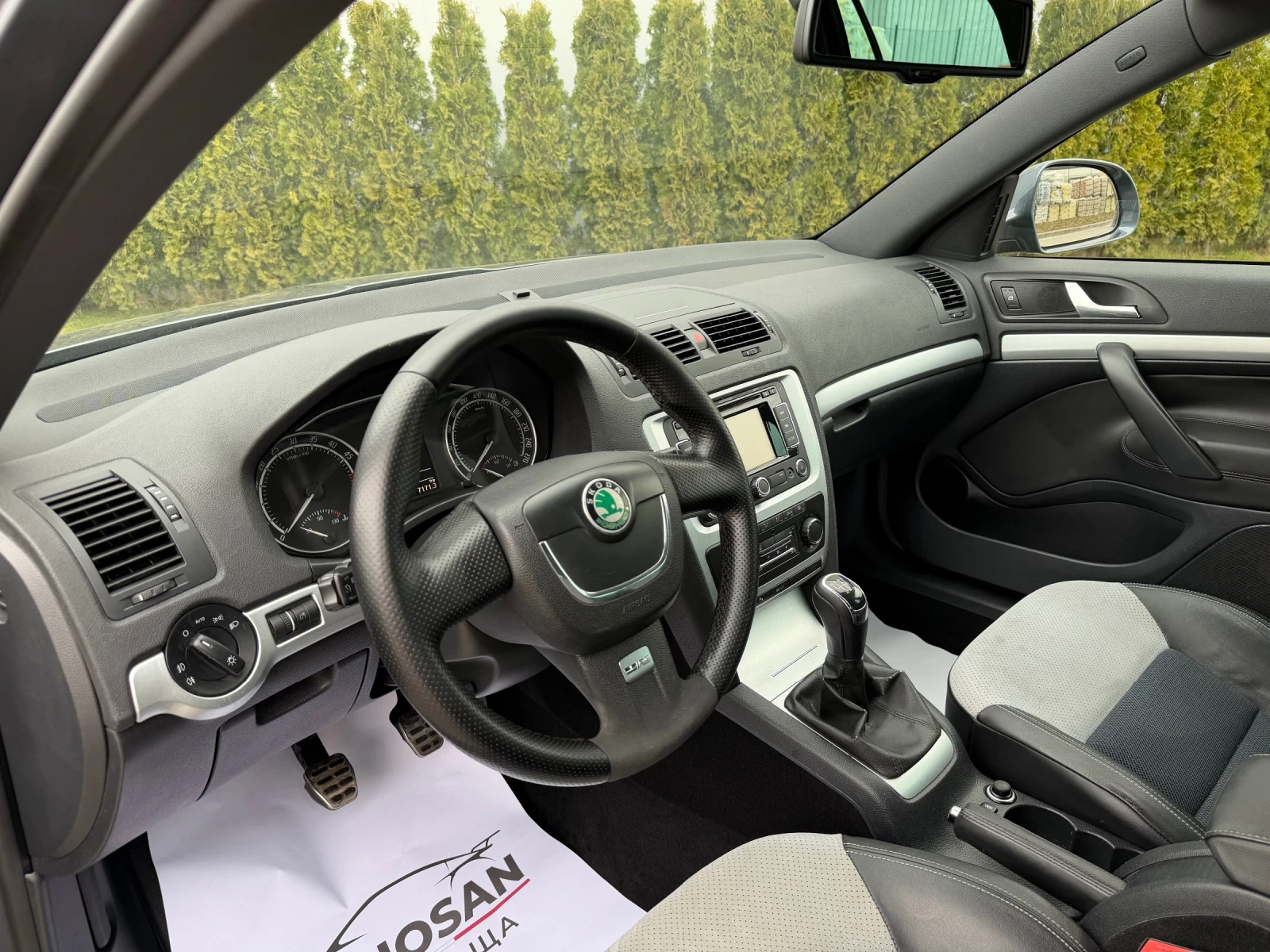 Skoda Octavia VRS | 2.0 TDI | NAVI | СЕРВИЗНА ИСТОРИЯ , снимка 9 - Автомобили и джипове - 53865579