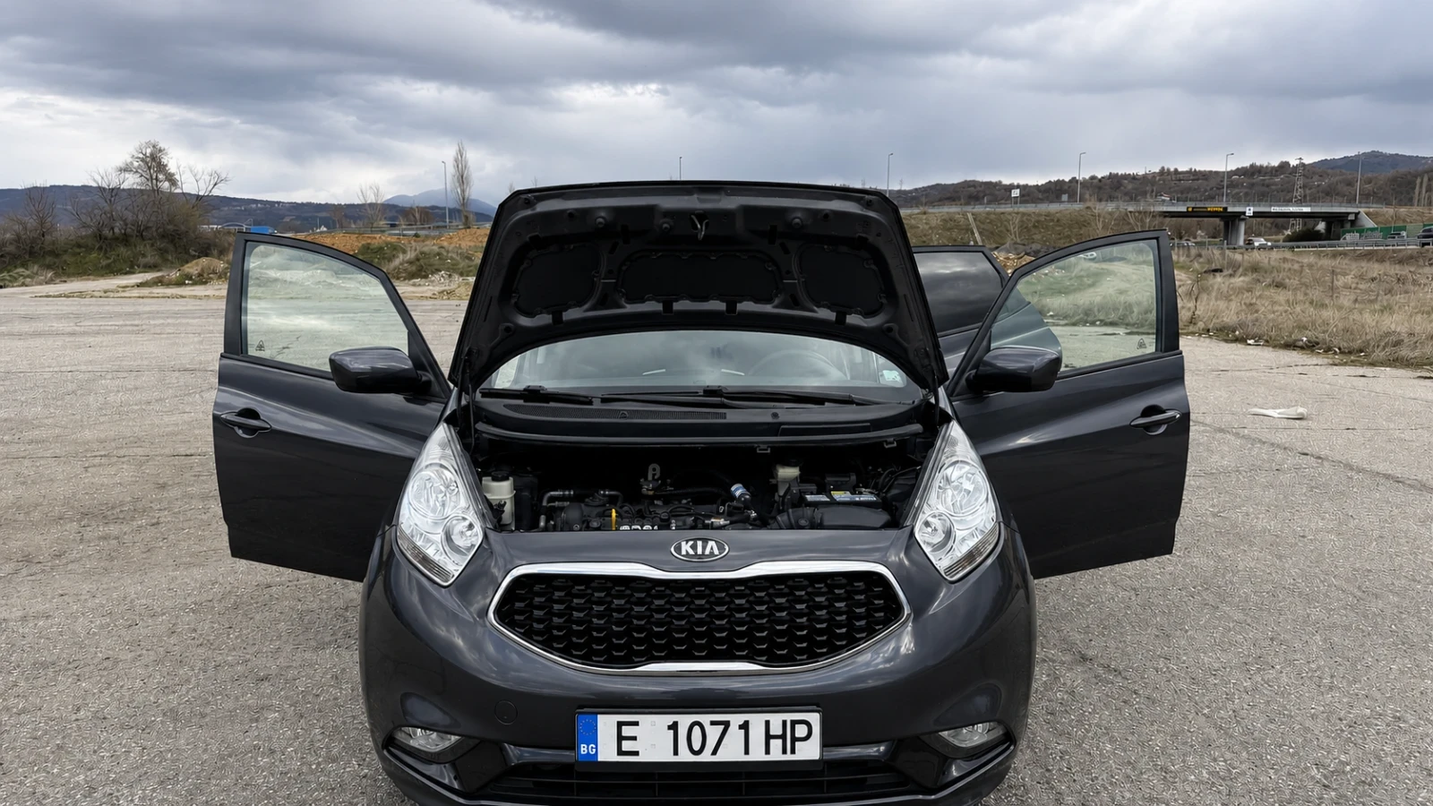Kia Venga 1.4 бензин /газ, снимка 5 - Автомобили и джипове - 53936960