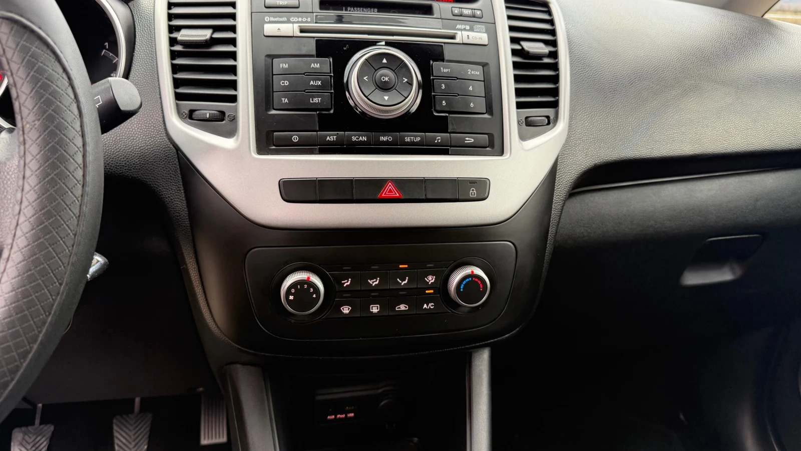 Kia Venga, снимка 15 - Автомобили и джипове - 53936960